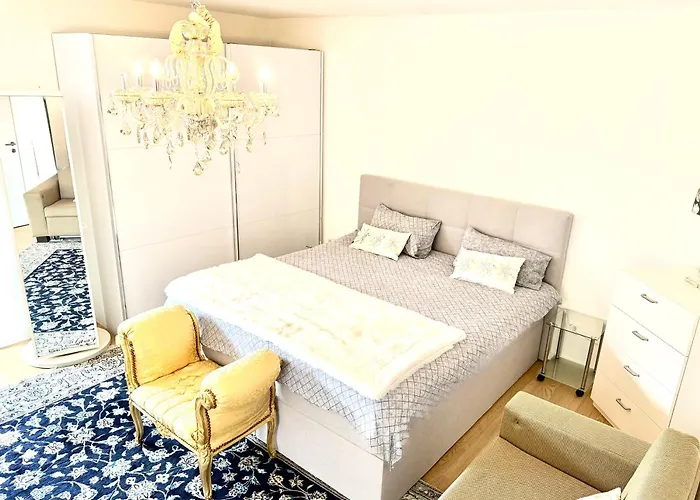 Star\'S Apartment